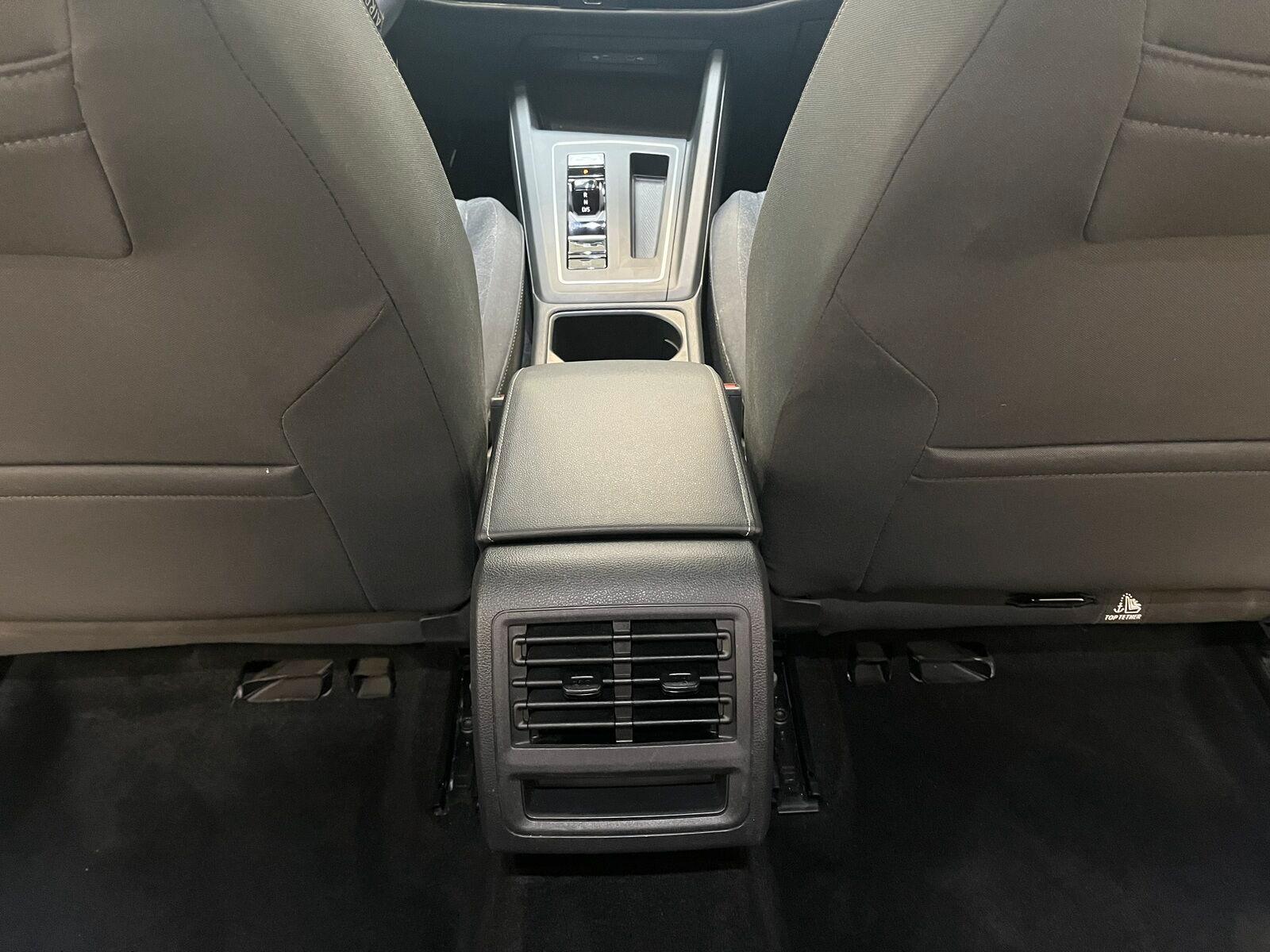 Volkswagen Golf VIII 1.0 eTSI Life Sitzhzg. LED Lenkrhzg., миниатюра 15