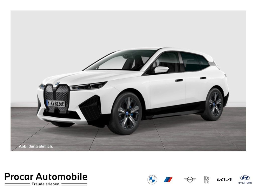 Image of BMW iX