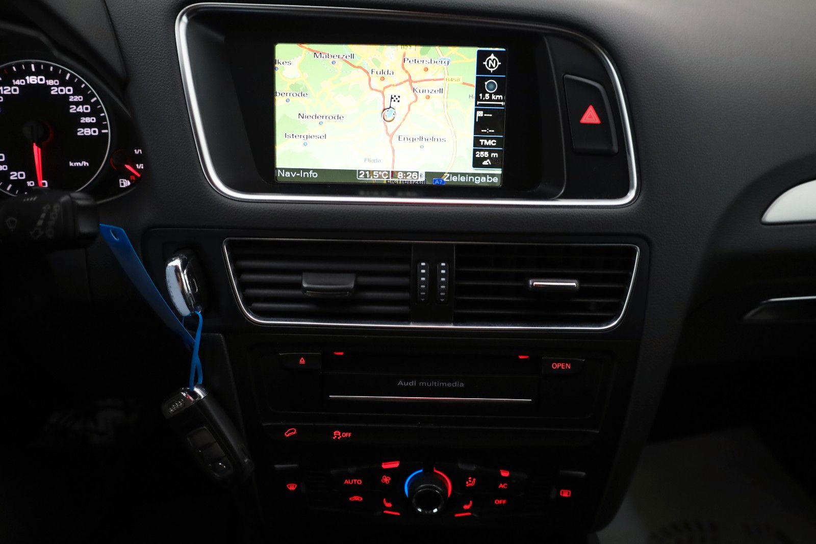 Fahrzeugabbildung Audi Q5 2.0 TDI quattro S line T.Leder,Navi,SH,20"