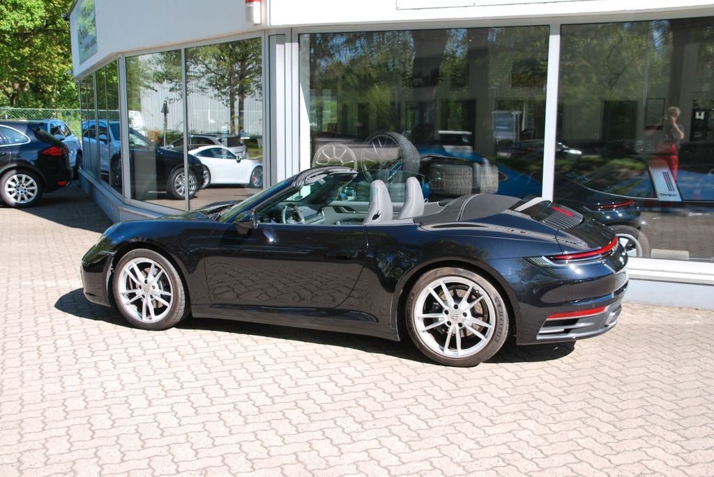 Image of Porsche 992