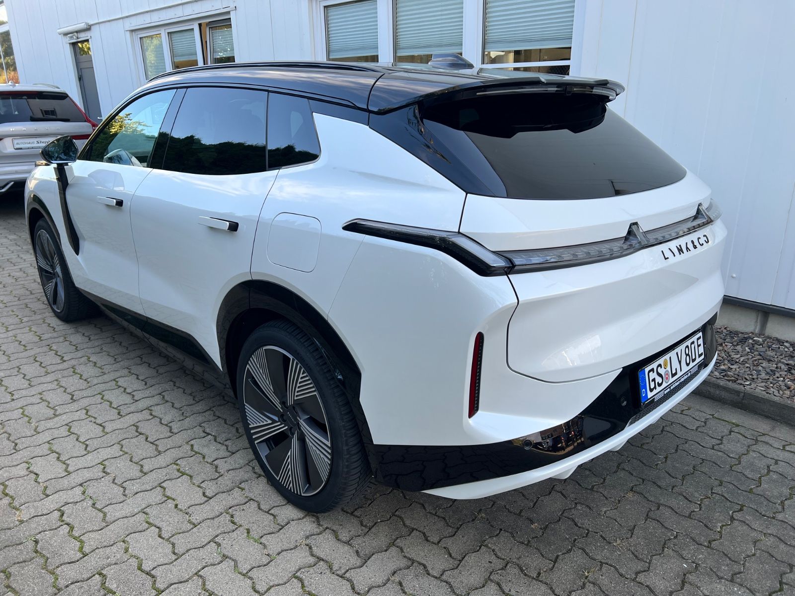 Lynk & Co 08