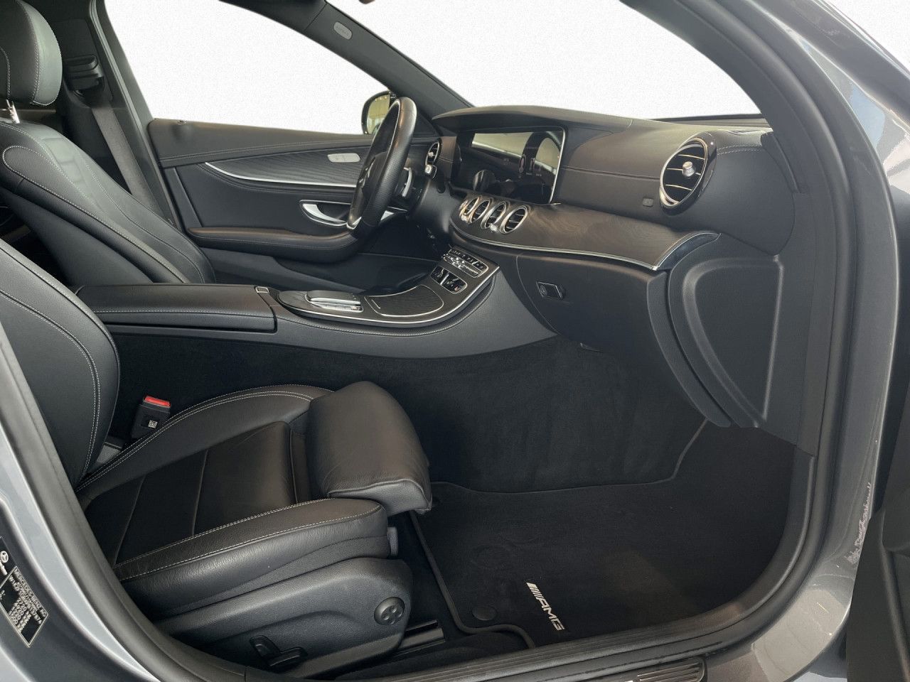 Mercedes-Benz AMG Distr LED Burmester Pano RFK 19 SHZ v. h foto 11