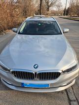 BMW 520d Touring Aut. Luxury Line | HUD | Panora - BMW 520 Unfallwagen