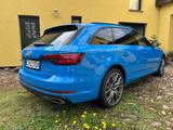 Audi A4 **turboblau** 40 g-tron S tronic sport Avant  - Audi A4 mit CNG-Antrieb: Kombi