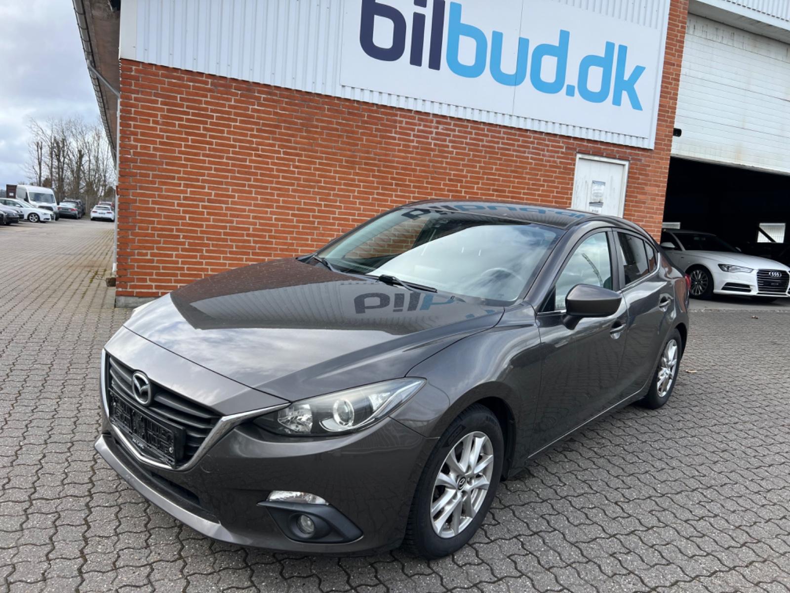 Mazda 3 Lim. Center-Line