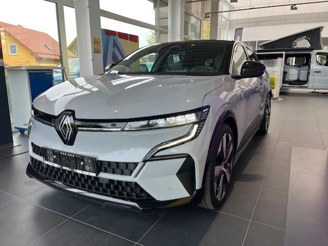 Renault Megane E-TECH Techno 220 Comfort Range