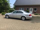 Mercedes-Benz E 320 ELEGANCE Jahreswagenzustand  - Mercedes-Benz E 320: Elegance