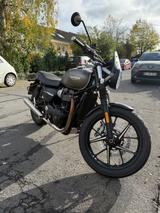 Triumph Street Twin  - TRIUMPH STREET TWIN