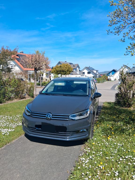 Image of Volkswagen Touran