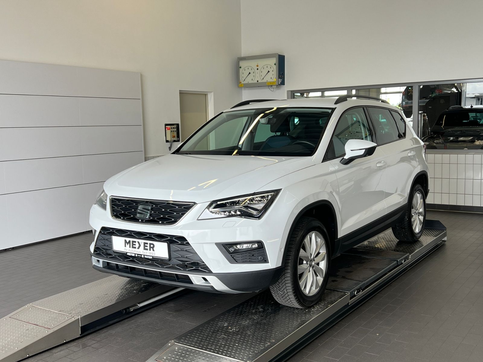 Fahrzeugabbildung SEAT Ateca Style 1.5 TSI ACT DSG *AHK, ACC, BEATS, LE