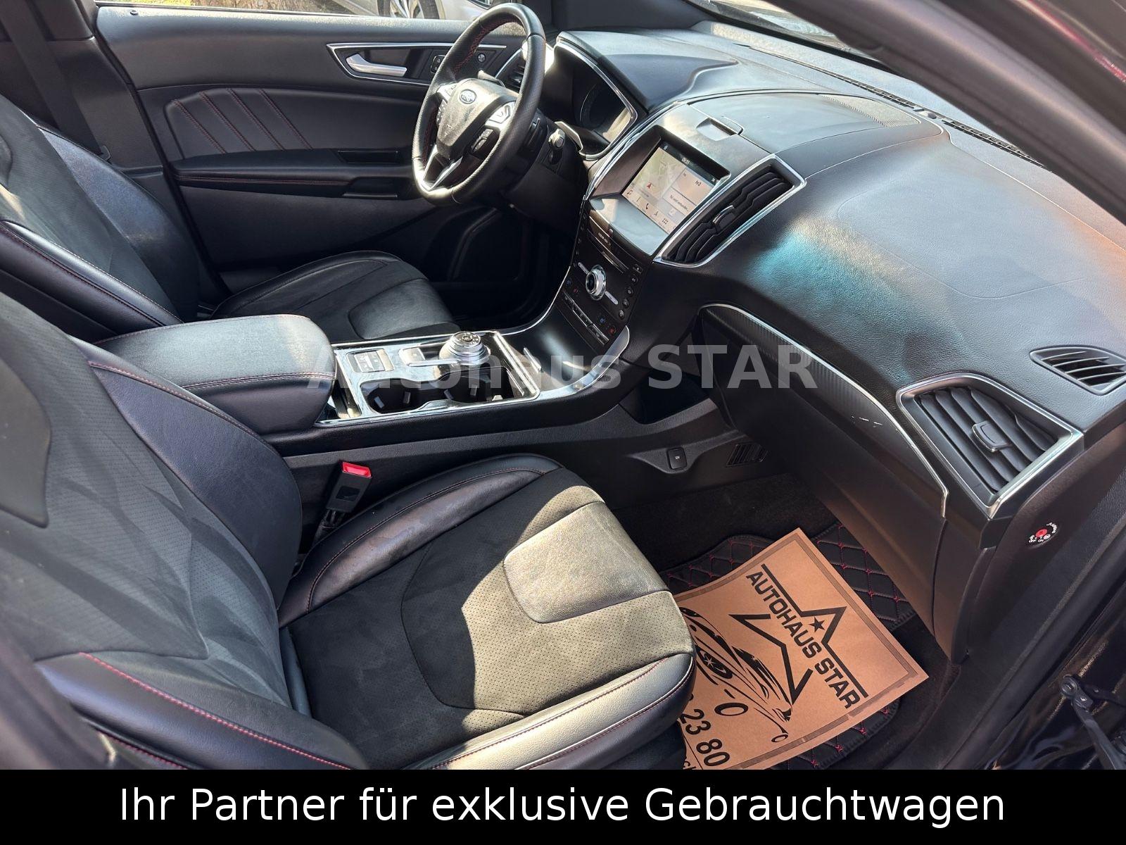 Ford Edge ST-Line 4x4 / PANORAMA-AUT.-ALCANTARA-LED