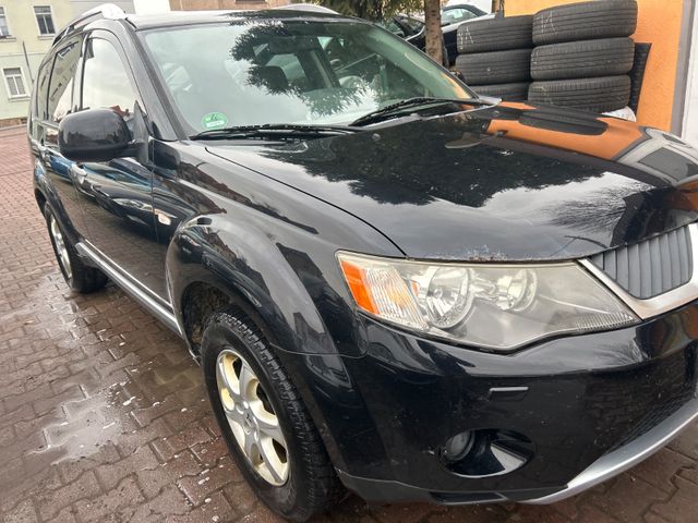 Mitsubishi Outlander  Diesel  Instyle 4WD , 7 Sitzer