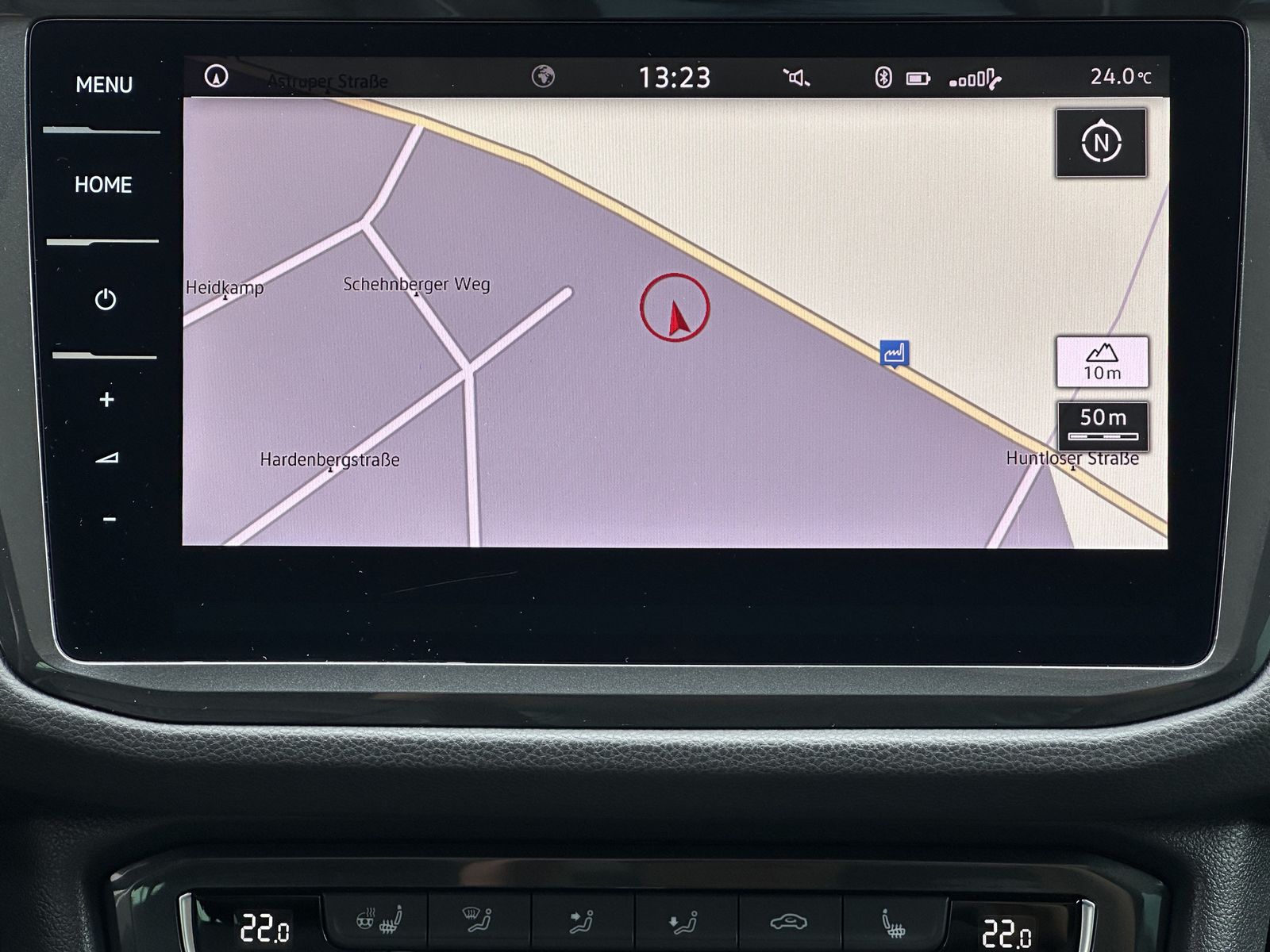 Fahrzeugabbildung Volkswagen Tiguan 2.0 TDI DSG R-Line NAV+LED+PANO+ACC+VCOCK