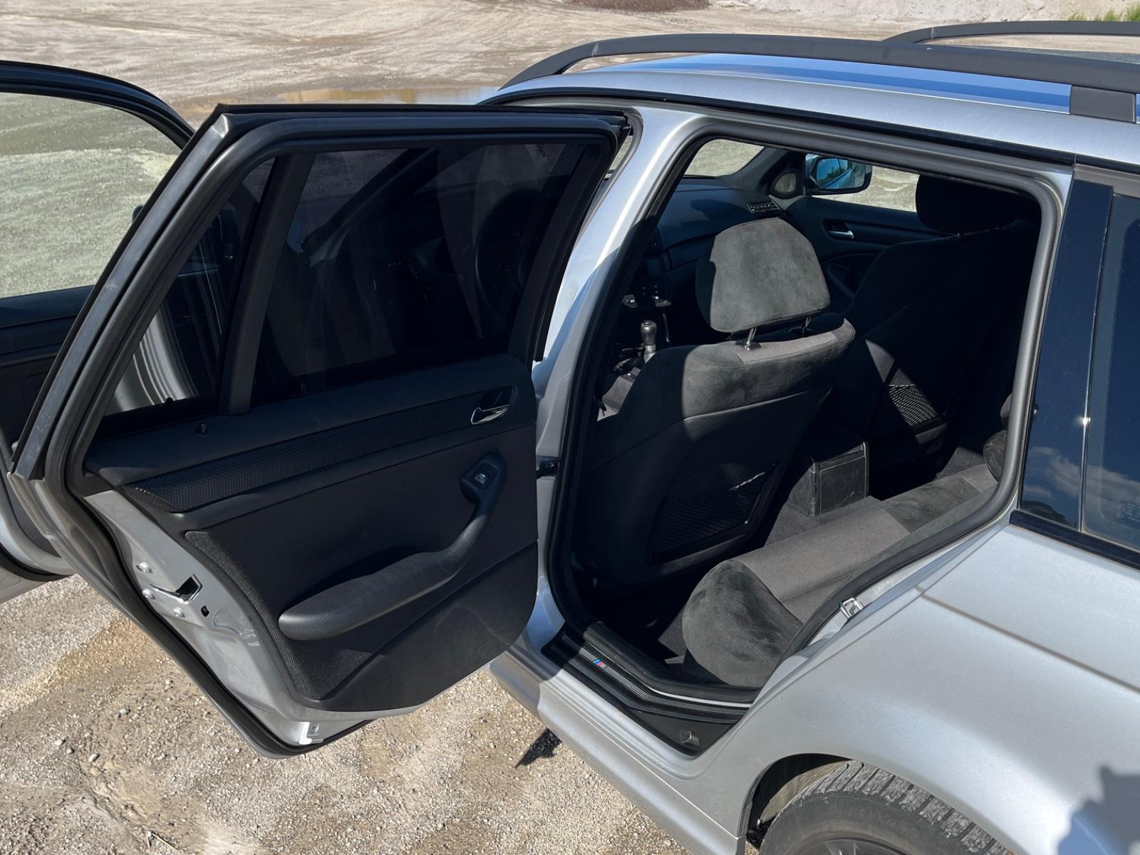 BMW 330 2005 — photo 8