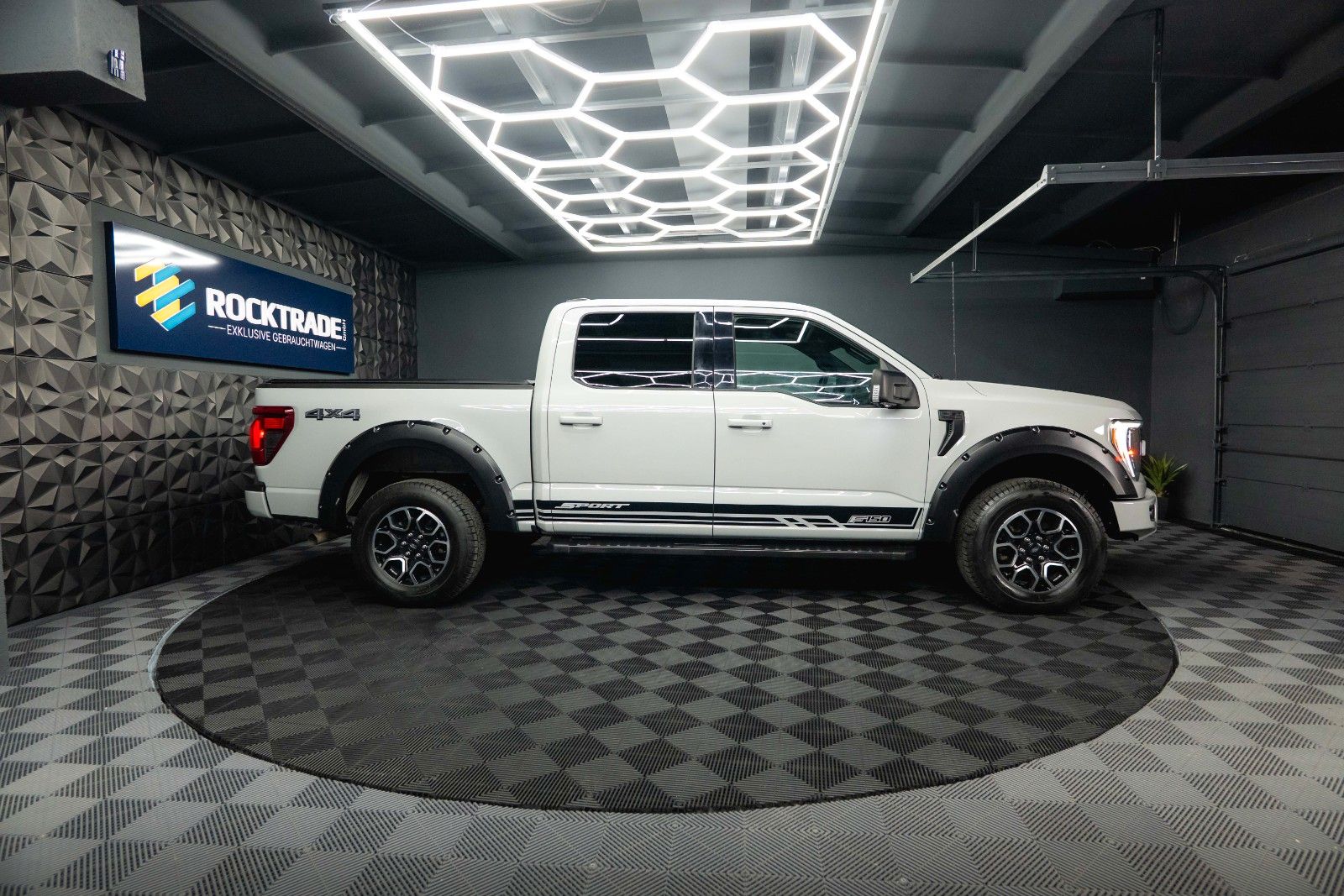 Fahrzeugabbildung Ford F150 3.5L V6 PowerBoost RAPTOR Twin-Turbo 4x4