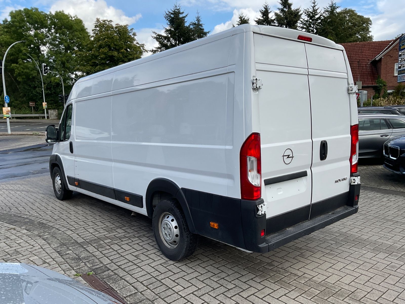 Fahrzeugabbildung Opel Movano L4H2,Sitzheizung,Bluetooth,Allwetterreife