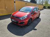 Kia Rio "Spirit" 8-fach bereift - Kia Rio in Dresden