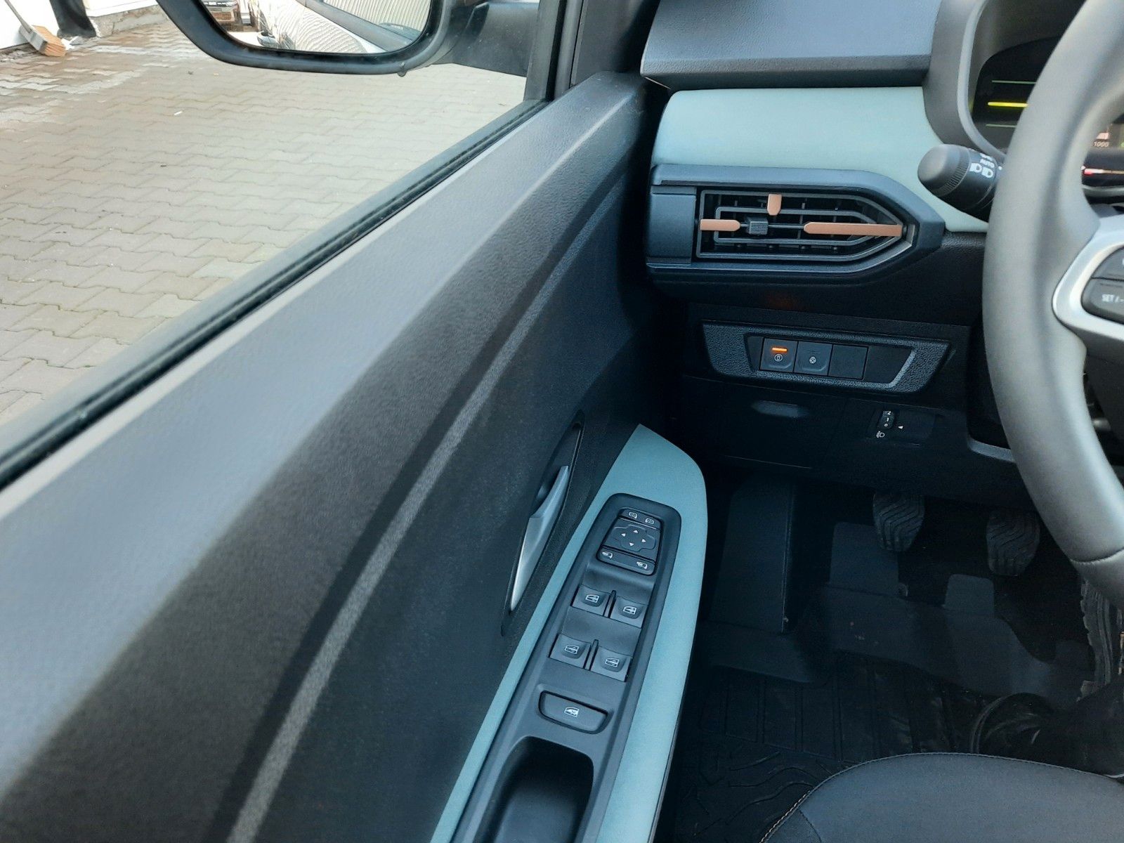 Dacia Sandero - Bild 12