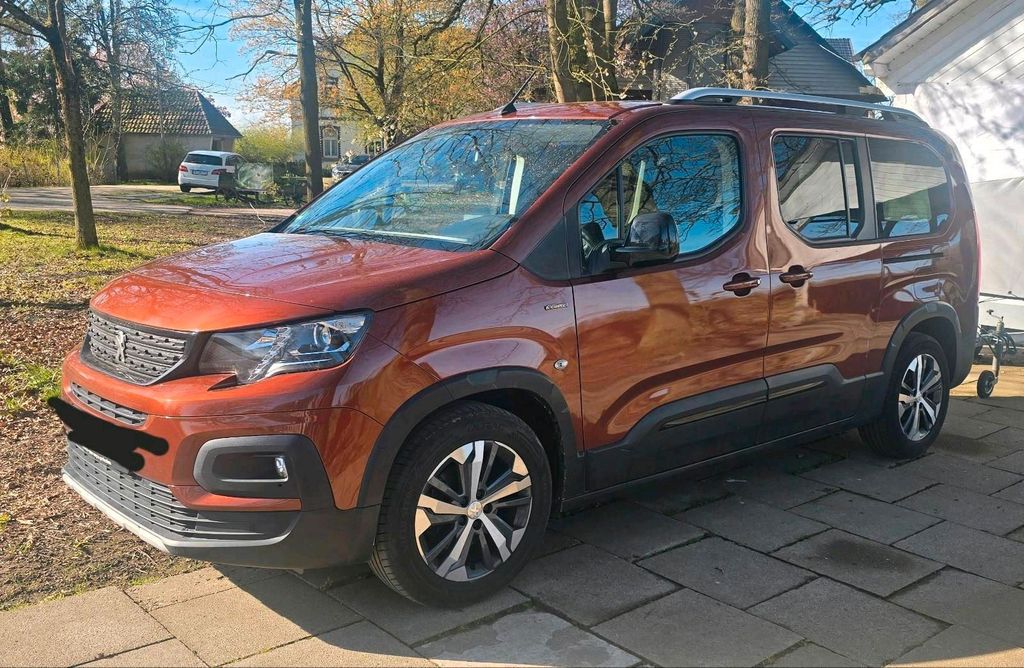 Image of Peugeot e-Rifter