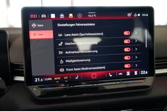 VW T-Roc 1.5 eTSI R-Line | Pano | 20"| NEUES MODELL VW T-Roc 1.5 eTSI R-Line | Pano | 20"| NEUES MODELL