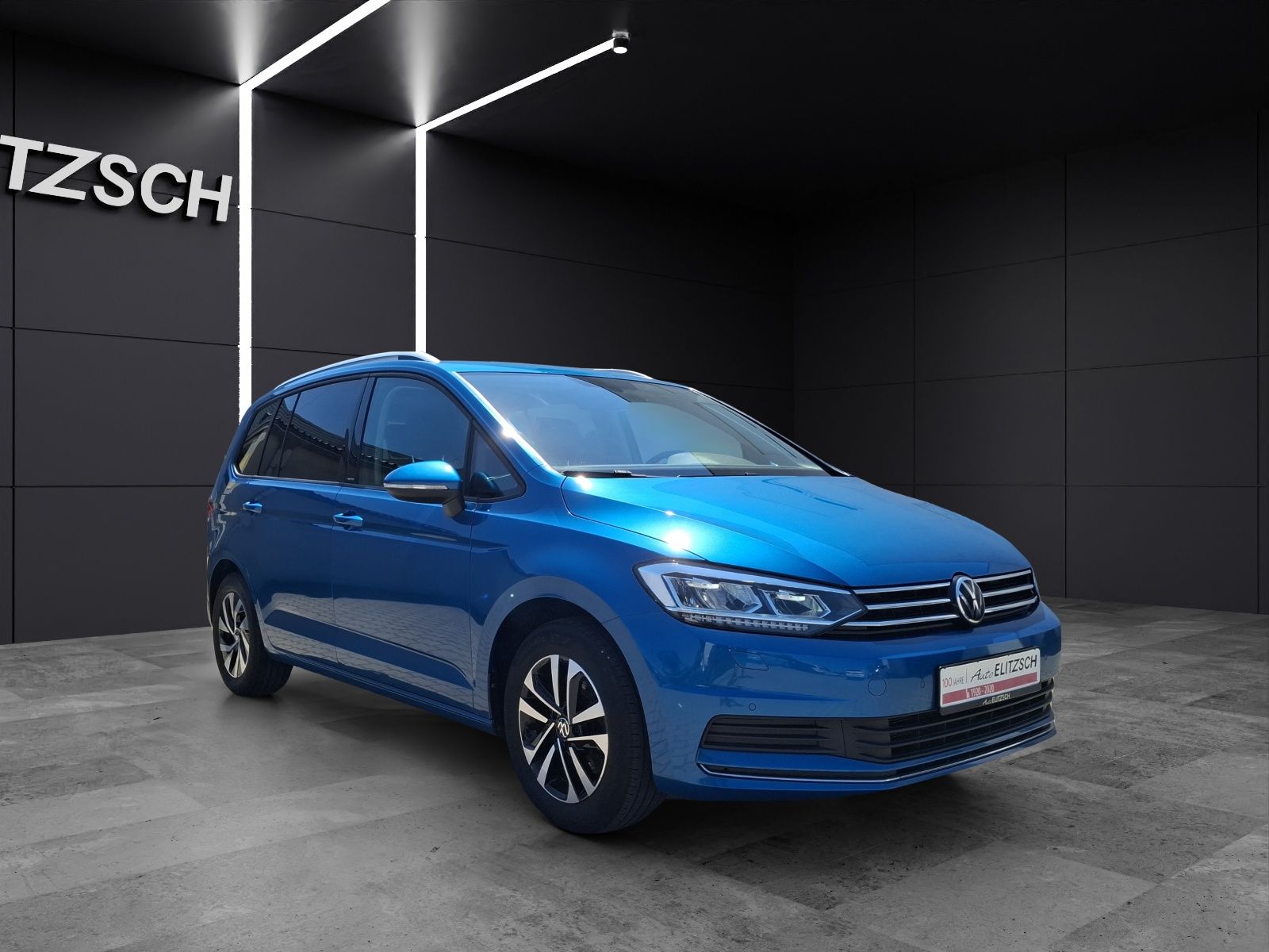 Fahrzeugabbildung Volkswagen Touran TSI United DSG LED Navi ACC SHZ APP PDC
