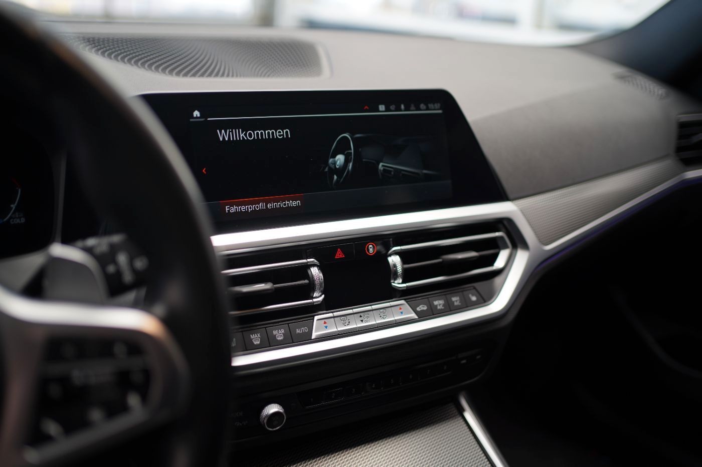 Fahrzeugabbildung BMW 320d xDrive M Sport +Laserlicht+Komfortzugang++