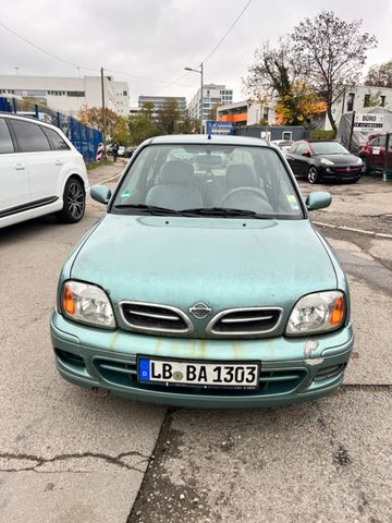 Nissan Micra 1.0 Fresh Topic