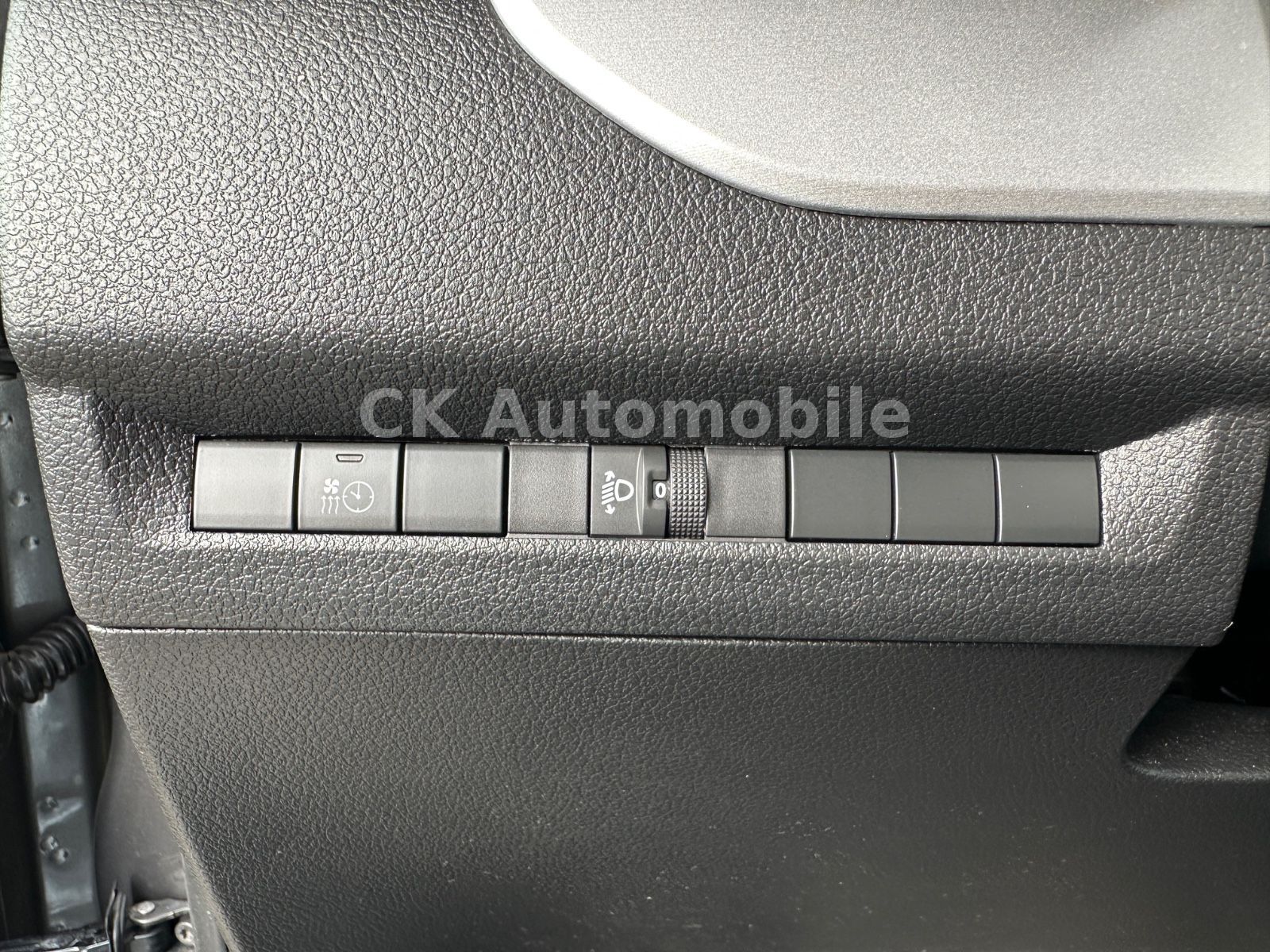 Fahrzeugabbildung Opel Zafira Life Elegance L/7 Sitze/Navi/Pano/LED/AHK