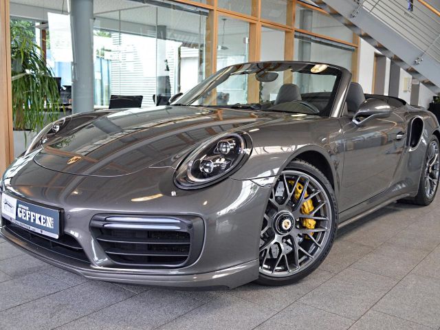 Porsche 911 Turbo S Cabr., Sport Chr., Cam., Approved