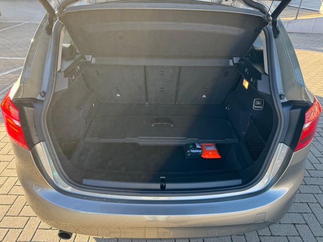 218i Active Tourer Advantage GRA/NAVI/SHZ/RFK