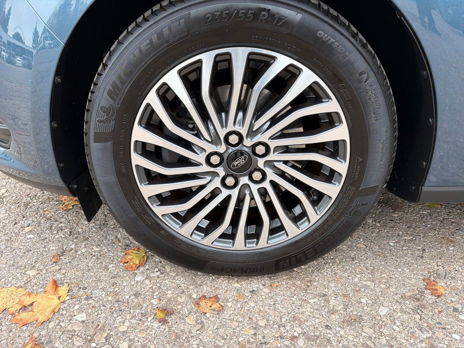 Fahrzeugabbildung Ford S-Max S-MAX Titanium