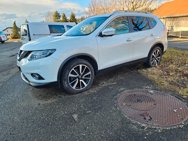 Nissan X-Trail 1.6 benzin 7 sitze  163 ps