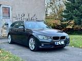 BMW 320 F31 LCI SPORTLINE LED SPORTSITZE NAVI - BMW 325 F31 Gebrauchtwagen
