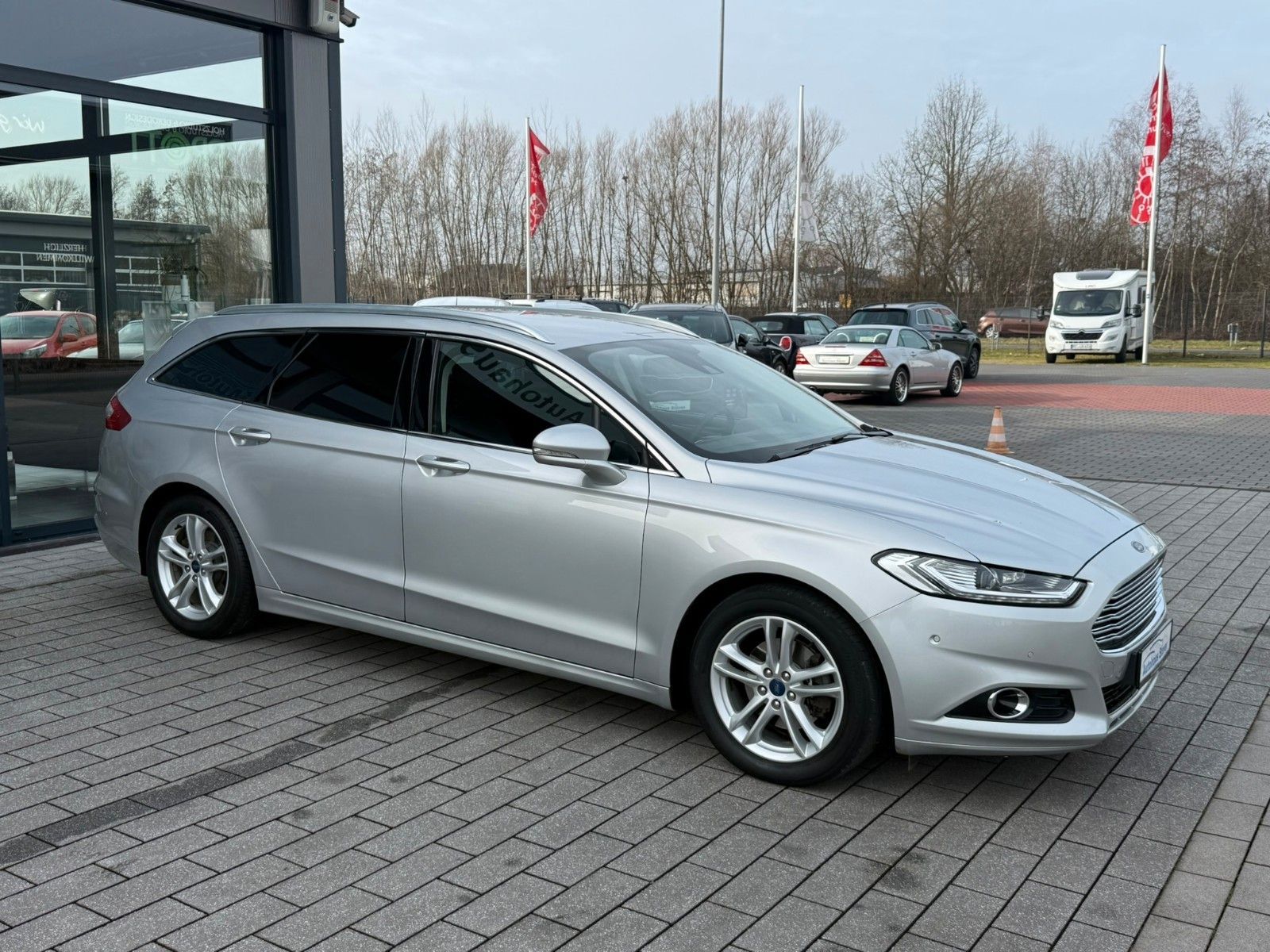 Fahrzeugabbildung Ford Mondeo Turnier Titanium