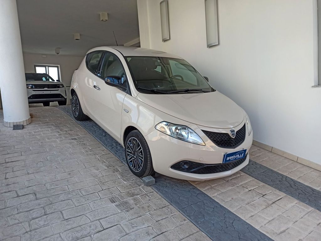 Image of Lancia Ypsilon