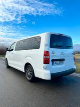 Toyota Proace (Verso) 2,0-l-D-4D 130kW L2 Shuttle C... - Toyota Proace (Verso) Shuttle