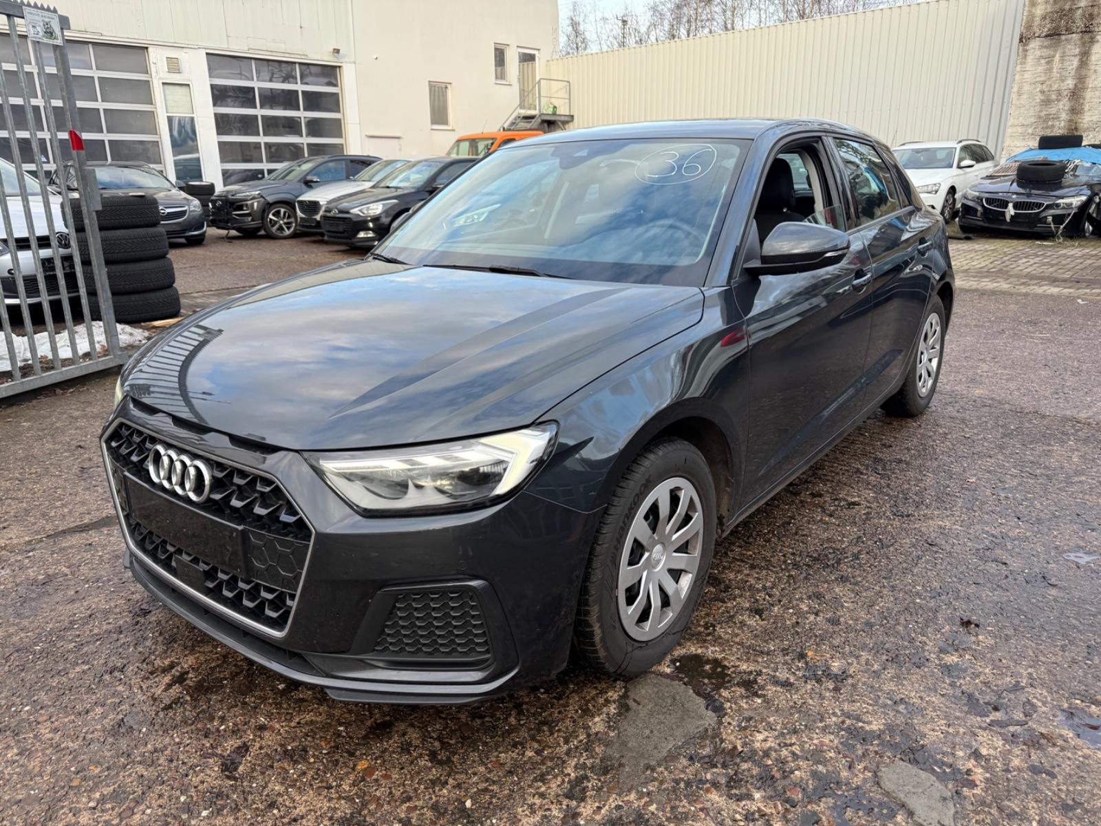 Audi A1 Sportback 25 TFSI advanced 19% tax