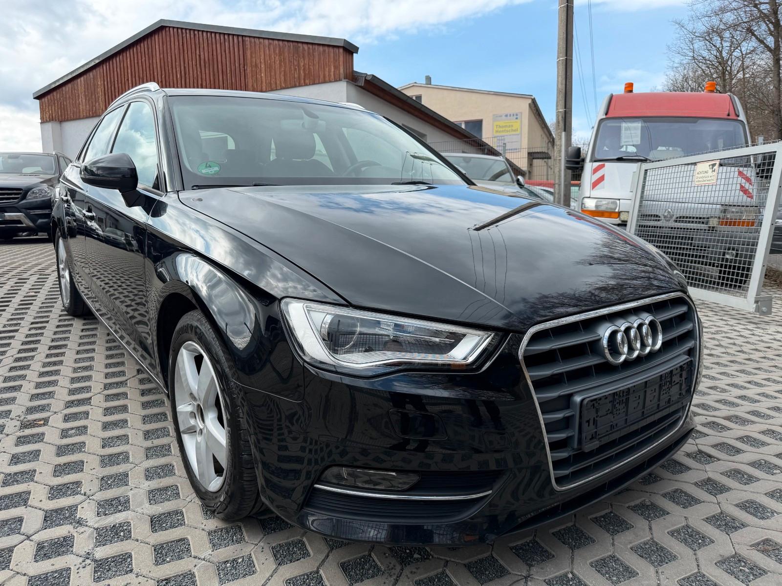 Audi A3 1.4TFSI Sportback*BiXenon*NaviPlus*Pano*