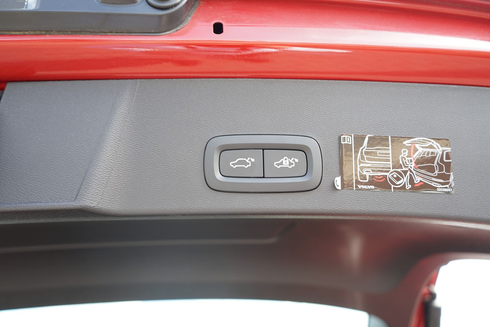 Volvo XC40 2.0 M-Hybrid Inscription AWD foto 9