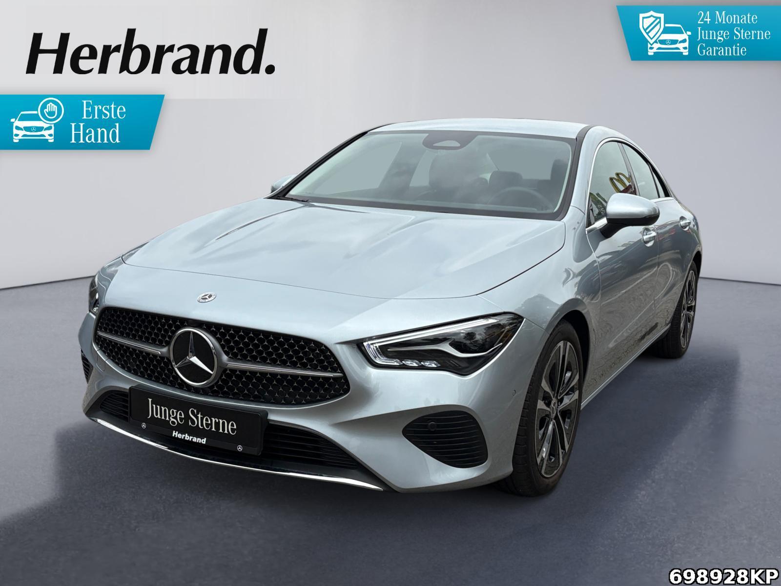 Mercedes-Benz CLA 180 Progressive  Lenkradhzg Kamera LED 18"LM