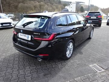 BMW 320 - 4