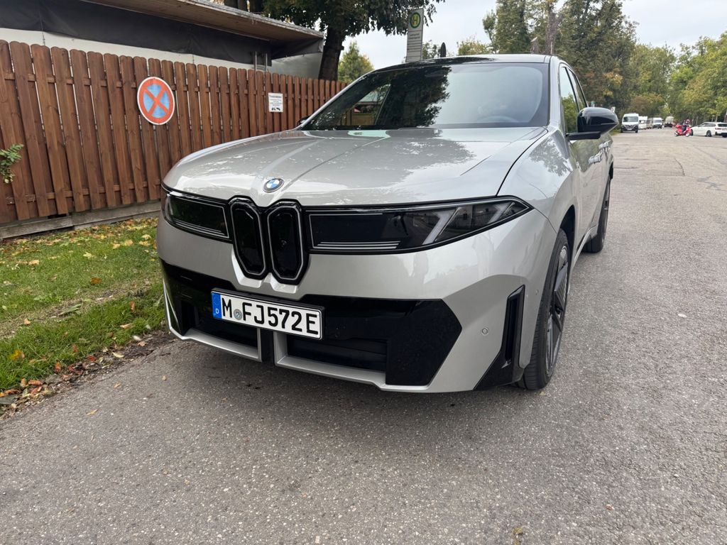 Image of BMW iX3