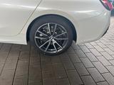 BMW 330d xDrive Touring Sport mit AHK (automatisch) - BMW 330 in Kiel