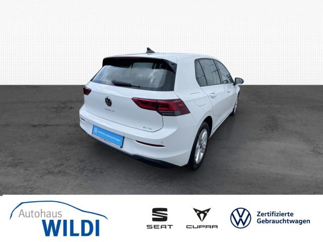 Golf VIII Life 1.0 eTSI DSG NAV LED ACC RFK