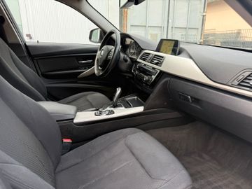BMW 318 - 12