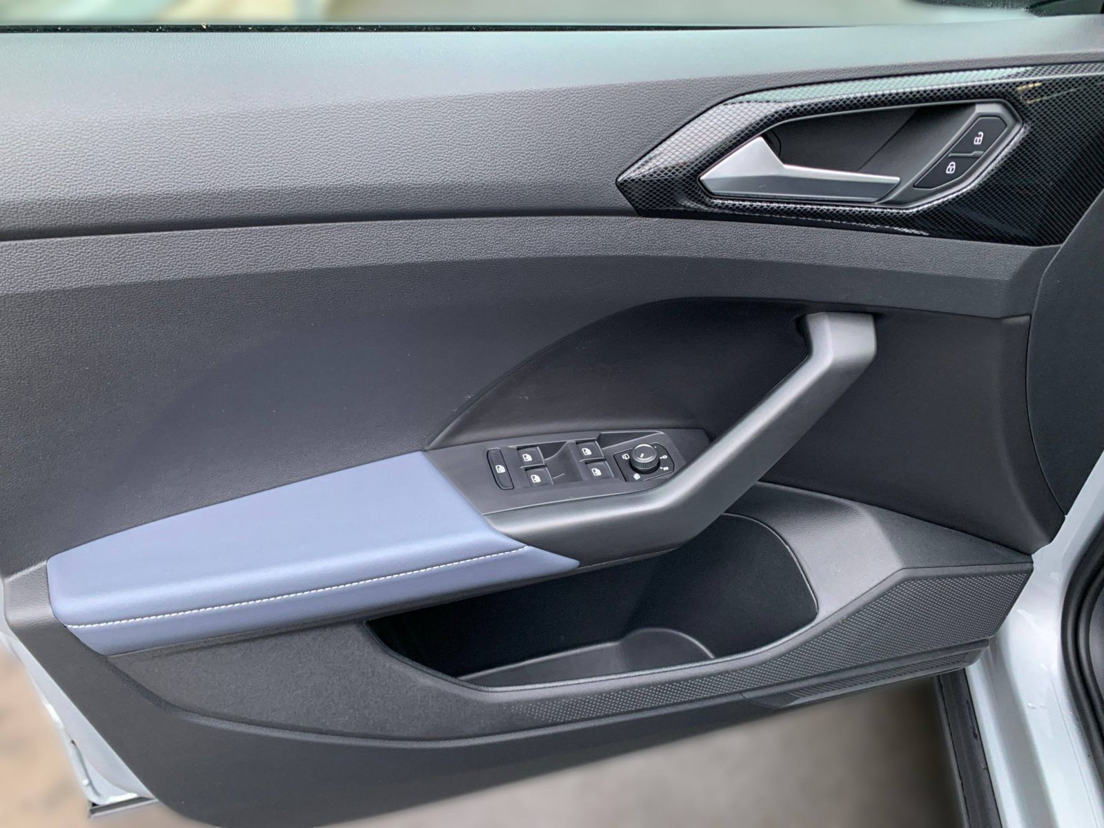 Volkswagen T-Cross - Bild 10