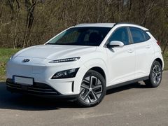 Fahrzeugabbildung Hyundai KONA EV Select 100kW *RW305KM*ACC*PDC*11kWObC*