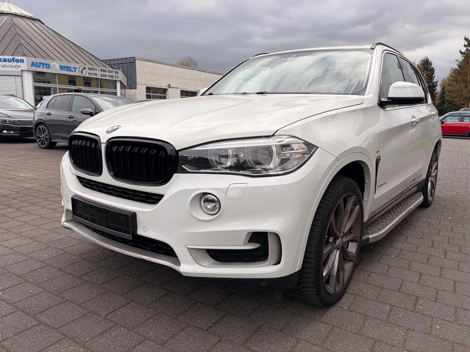 BMW X5 xDrive 30d GUTERZUSTAND 7.SITZER PANO AHK.