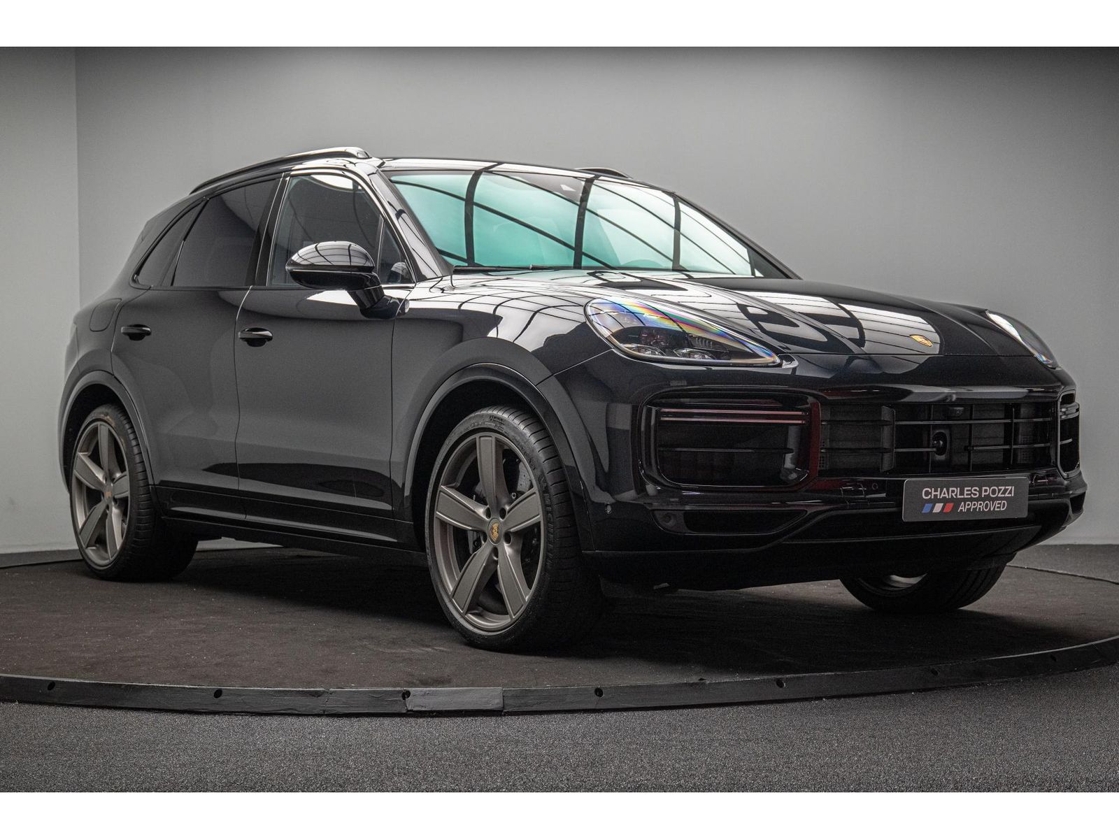 Porsche Cayenne TURBO S E-HYBRID  - 4.0 V8 680 C imagem 3