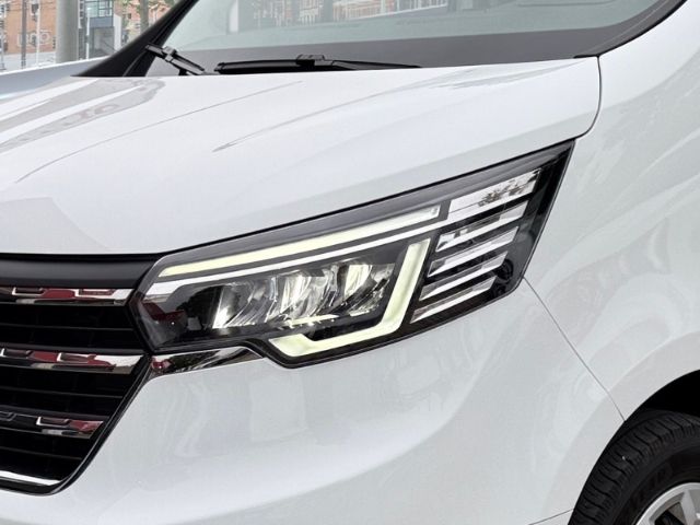 Fahrzeugabbildung Renault Trafic Combi L1H1 Life 2.0 BLUE dCi 150 +RADIO+P